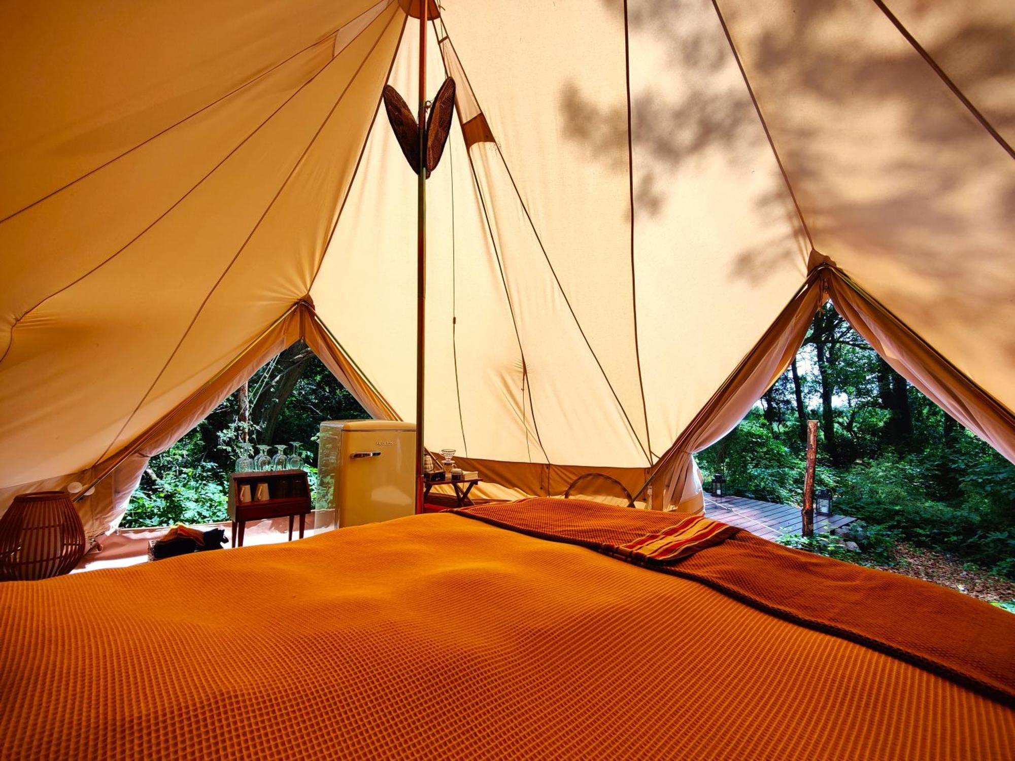 Under Canvas Bornholm Ostermarie Extérieur photo