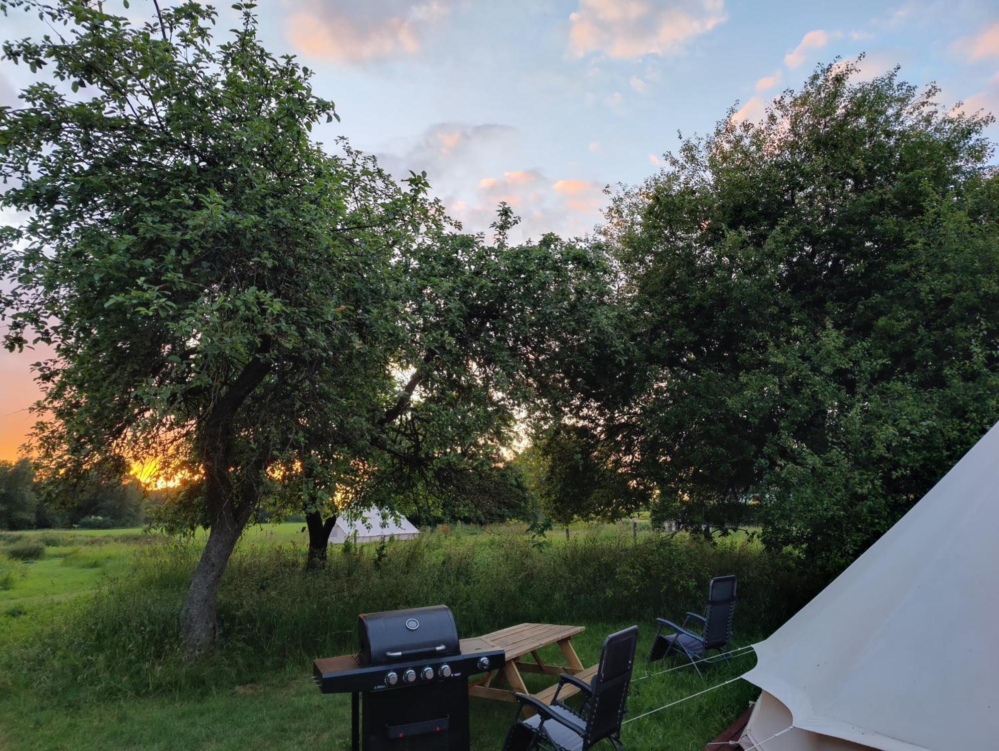 Under Canvas Bornholm Ostermarie Extérieur photo