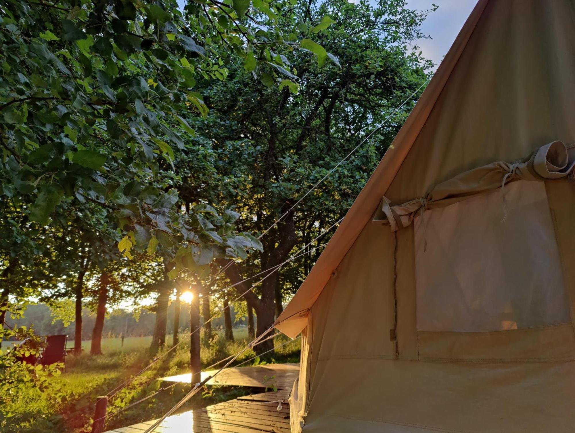 Under Canvas Bornholm Ostermarie Extérieur photo