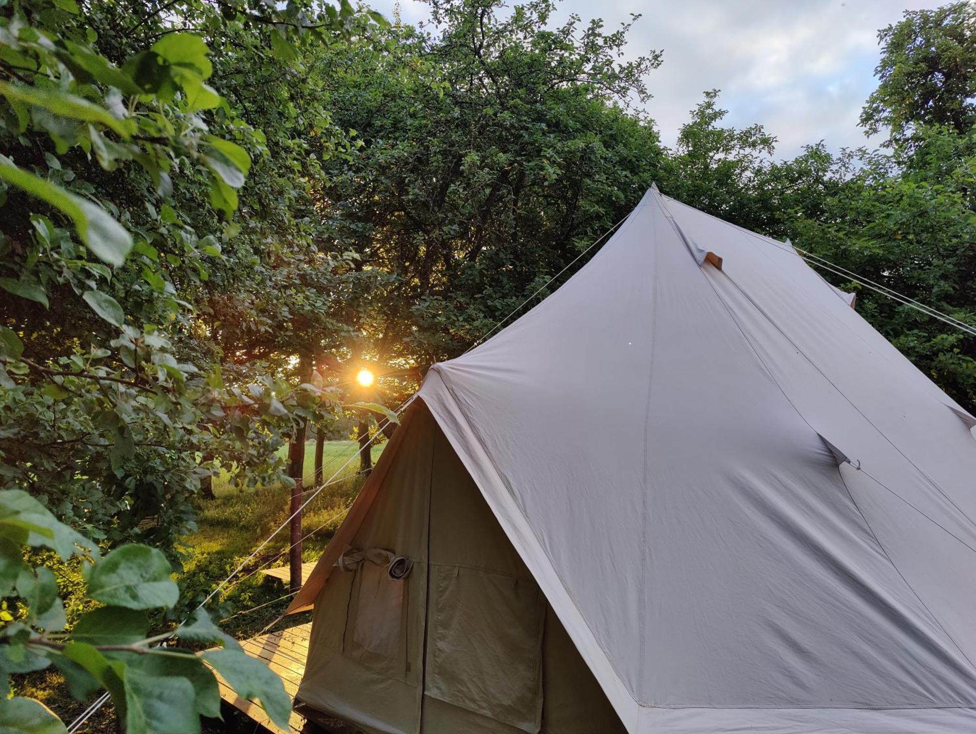 Under Canvas Bornholm Ostermarie Extérieur photo